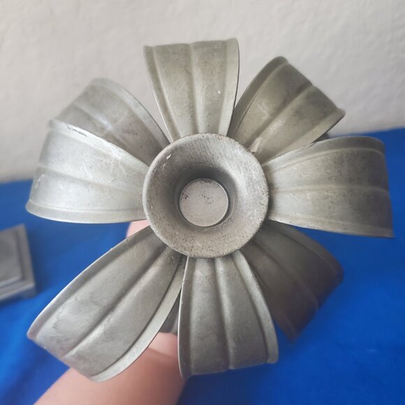 2 VTG Privet House Palms Away Short Galvanized Candle Sticks - Picture 10 of 10